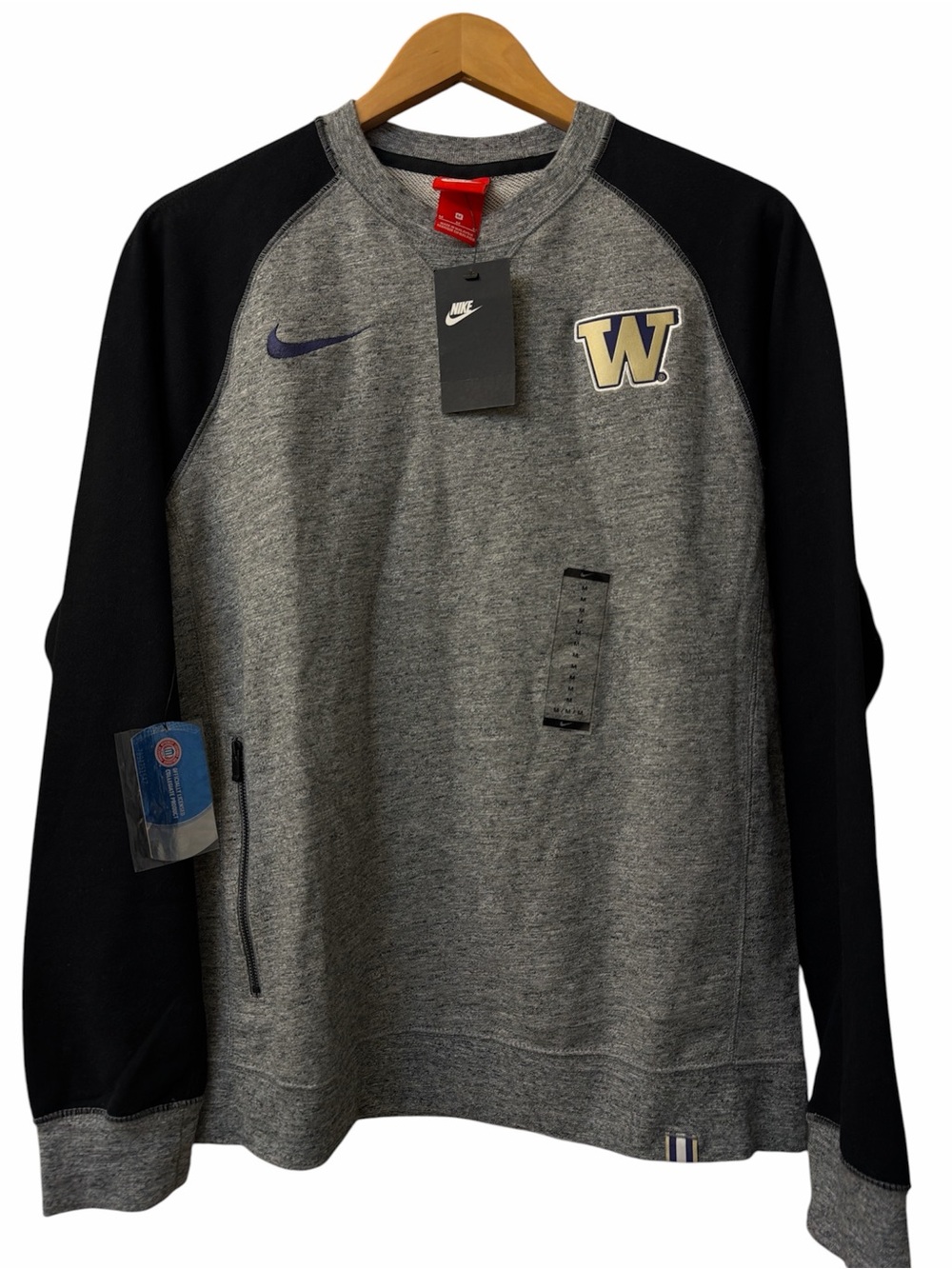 Washington Huskies NCAA Nike Dri-FIT Crew Neck Sweatshirt AW77- Men’s Medium